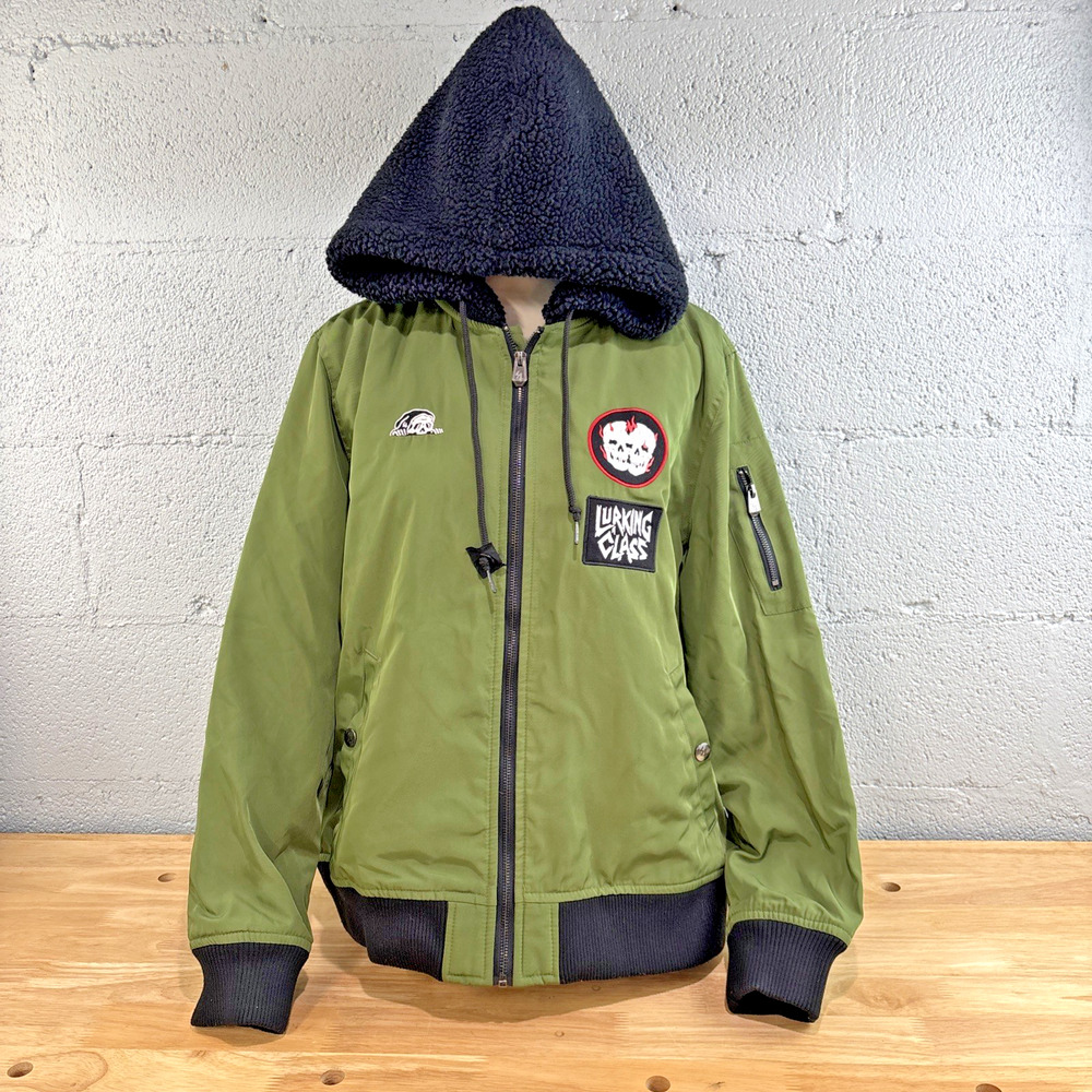 Lurking Class by Sketchy Tank Bomber Jacket Green Skull Patches Men's Large - Picture 4 of 14